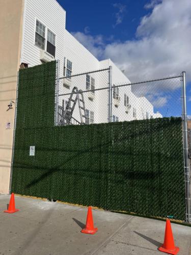 Chain_link_fences_1